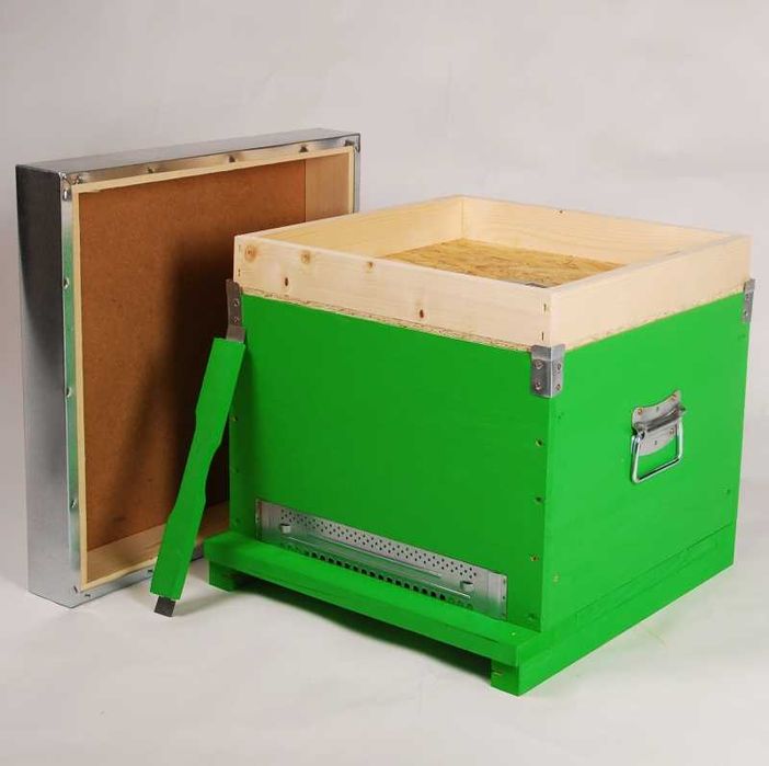 Vand stupi ( lazi ) de albine complete 12 rame nou