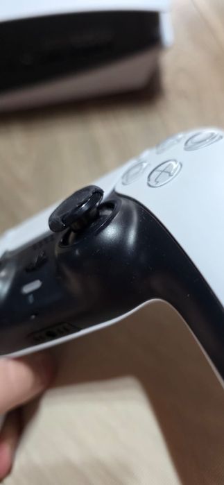 PS 5 editia cu CD pret 1500lei fix