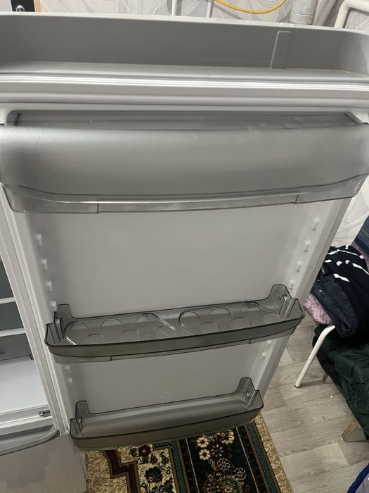 Продам Холодилник