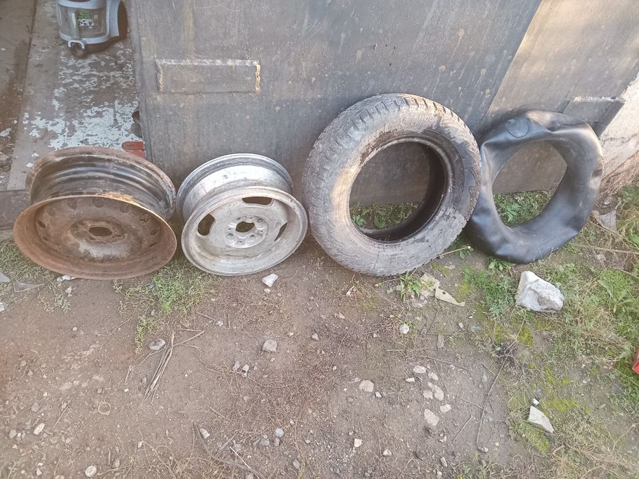 Диск на 13 и 14 с покрышками