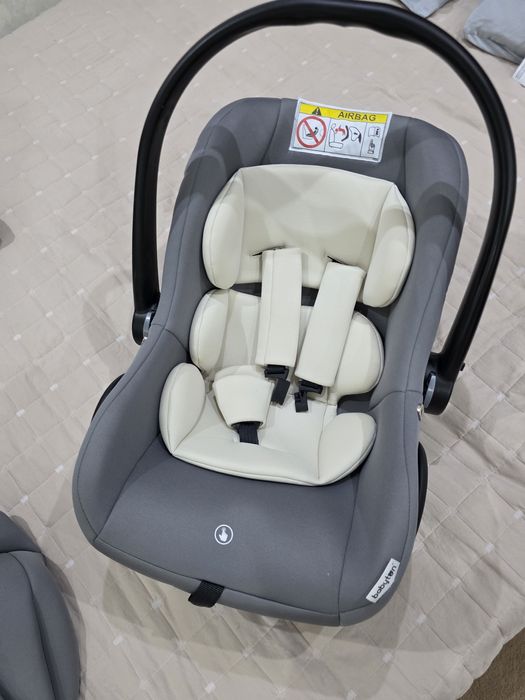 Авто кресло новый