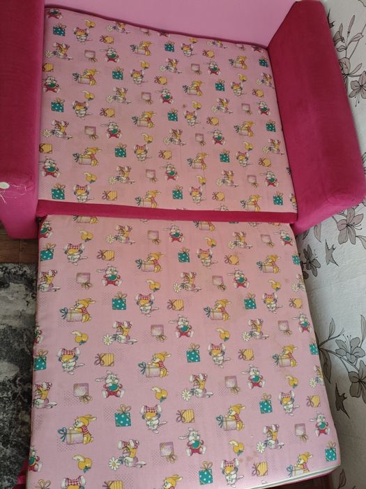 Срочно продаю детское кресло кровать