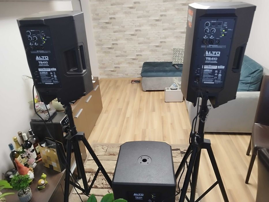 Sistem activ profesional ALTO 2 sateliti si bass, cabluri + trepiede