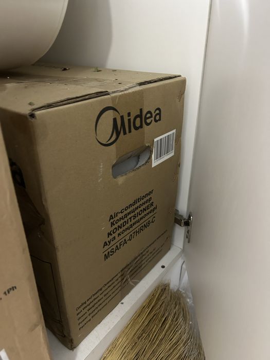 Продам кондиционер Midea