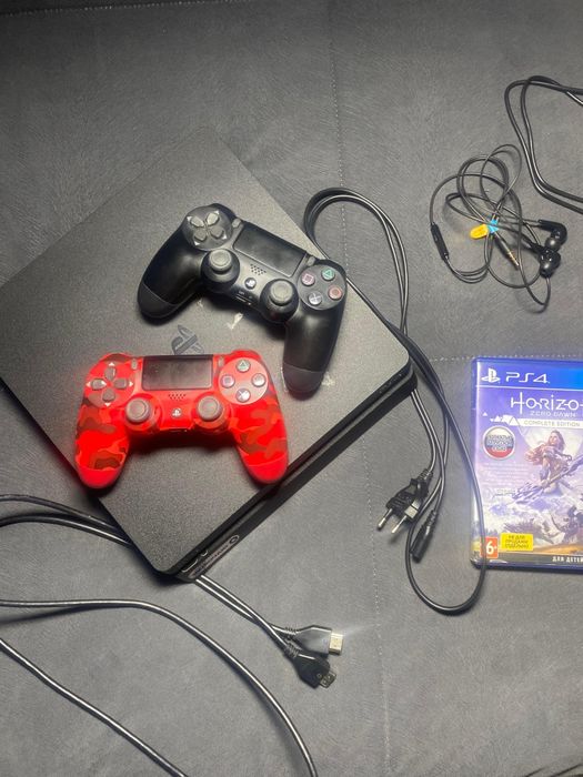 Продам пс4 слим на 1тб