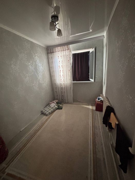 Тез арада еі бөлмелі үй сатылады