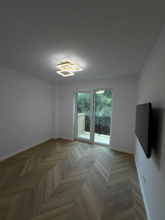 Apartament premium cu 2 camere decomandate, parcare și boxă incluse – zonă centrală, Suceava (str. Nicolae Titulescu)