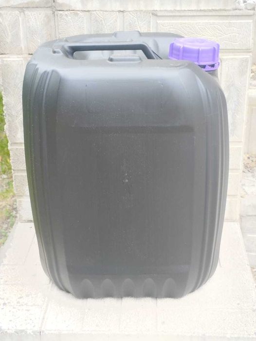 Пластиковые канистры 20 литров