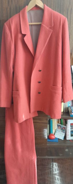 Дамски зимен костюм