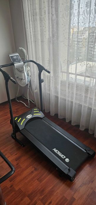 Механична бягаща пътека