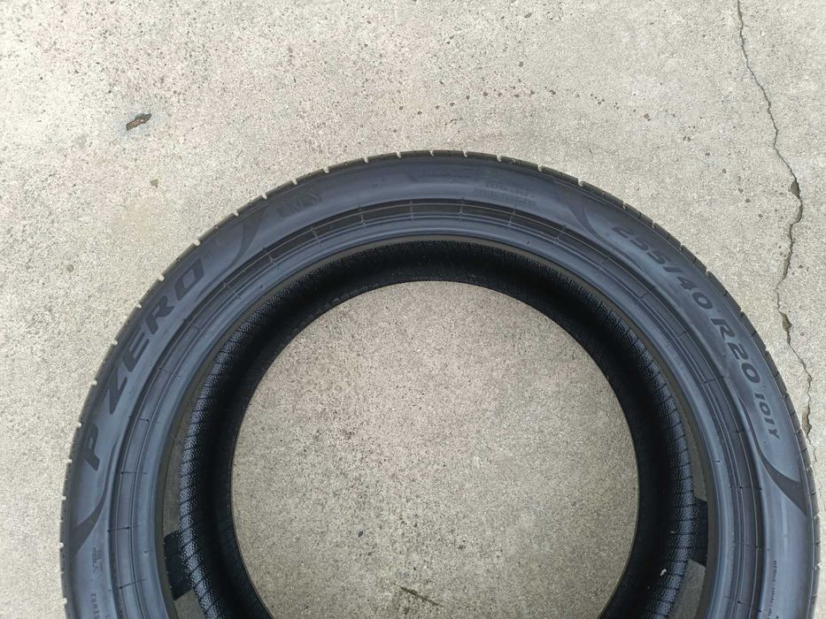 O anvelopa de vara 255 40 20 pirelli p zero pz4 dot 2024