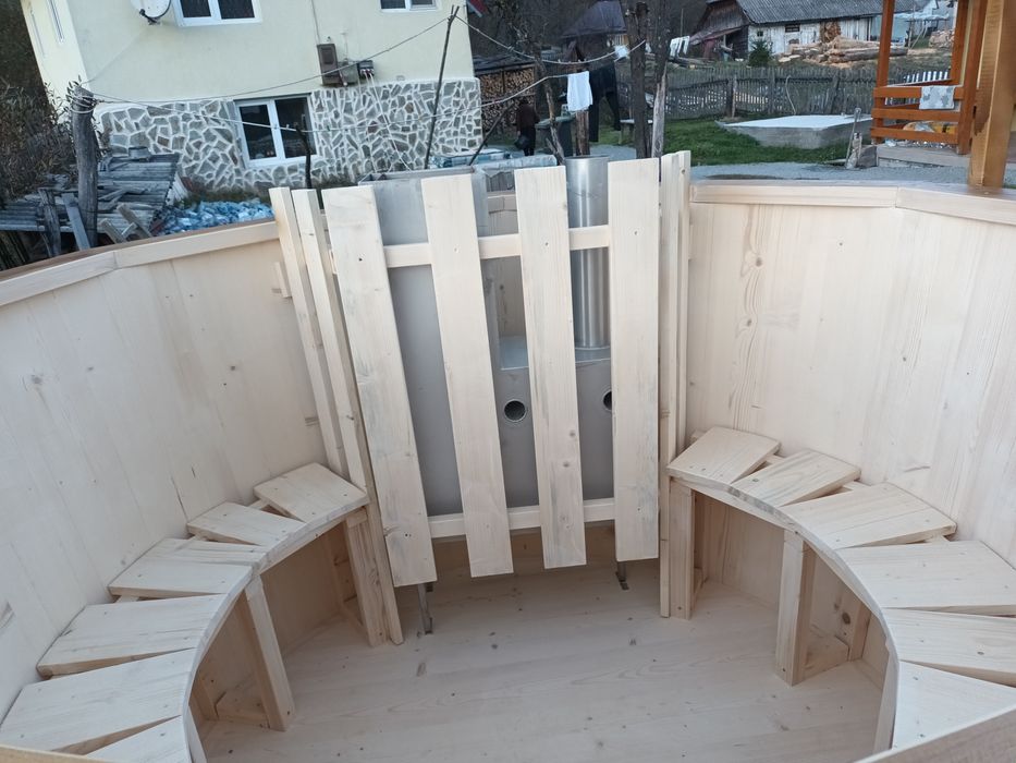 Ciubar din lemnt  pentru baie