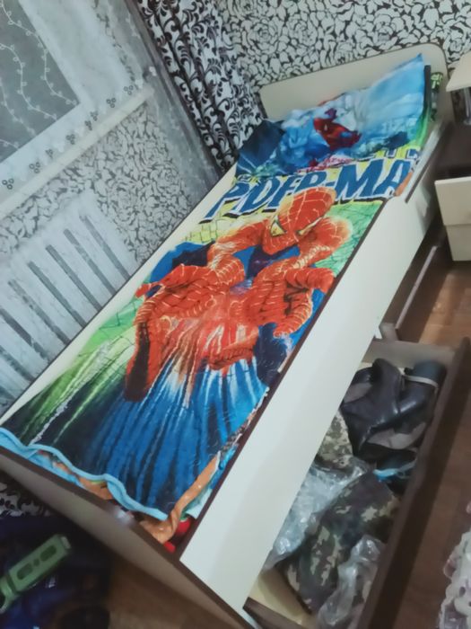 Кровать односпальная