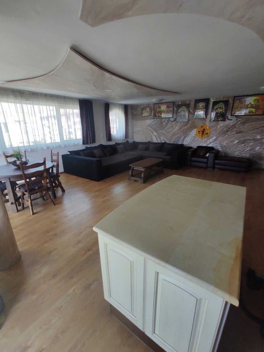 Продава се Тристаен апартамент в София, Гоце Делчев - 140 кв.м за 1715 €/кв.м - Снимка #1