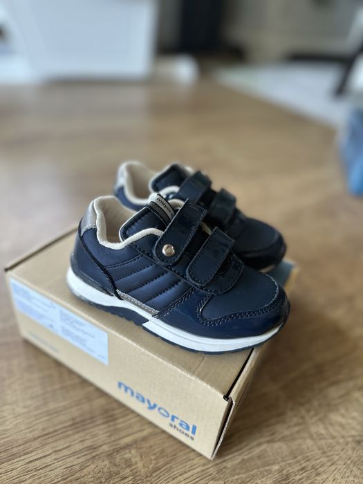 Маратонки Mayoral