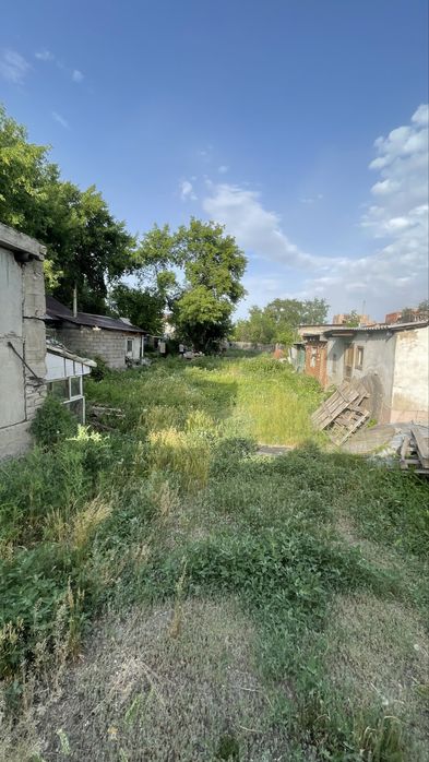 продам участок в центре города