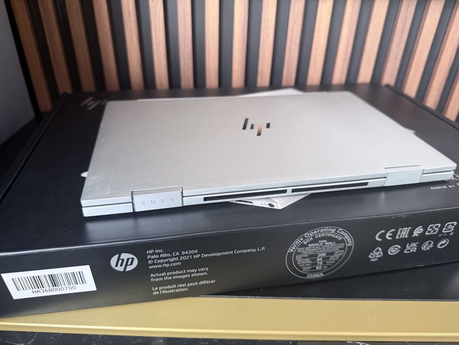 Лаптоп HP ENVY x360 convertible тъчскрийн 13 инча