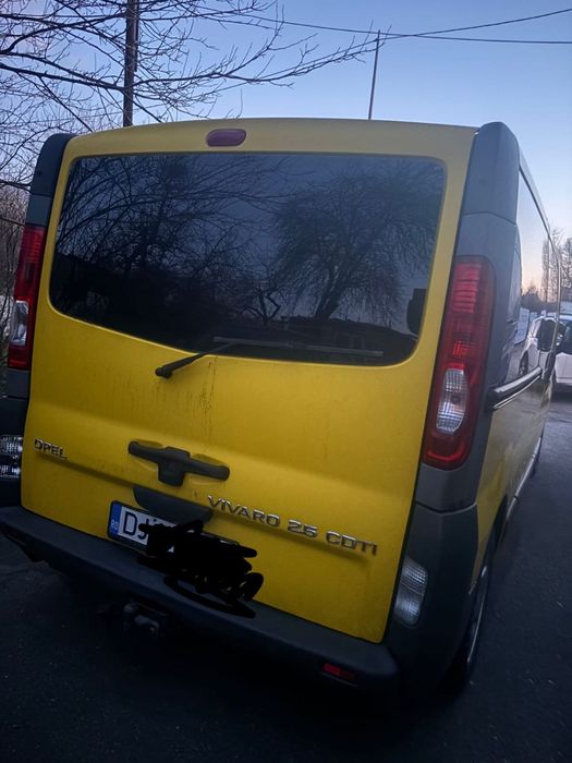 OPEL Vivaro
