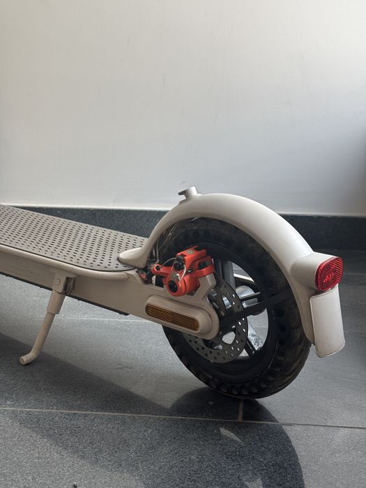 Xiaomi scooter 3 електрическа тротинетка