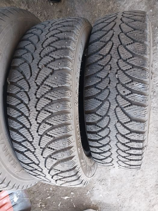Автошины зимние продам