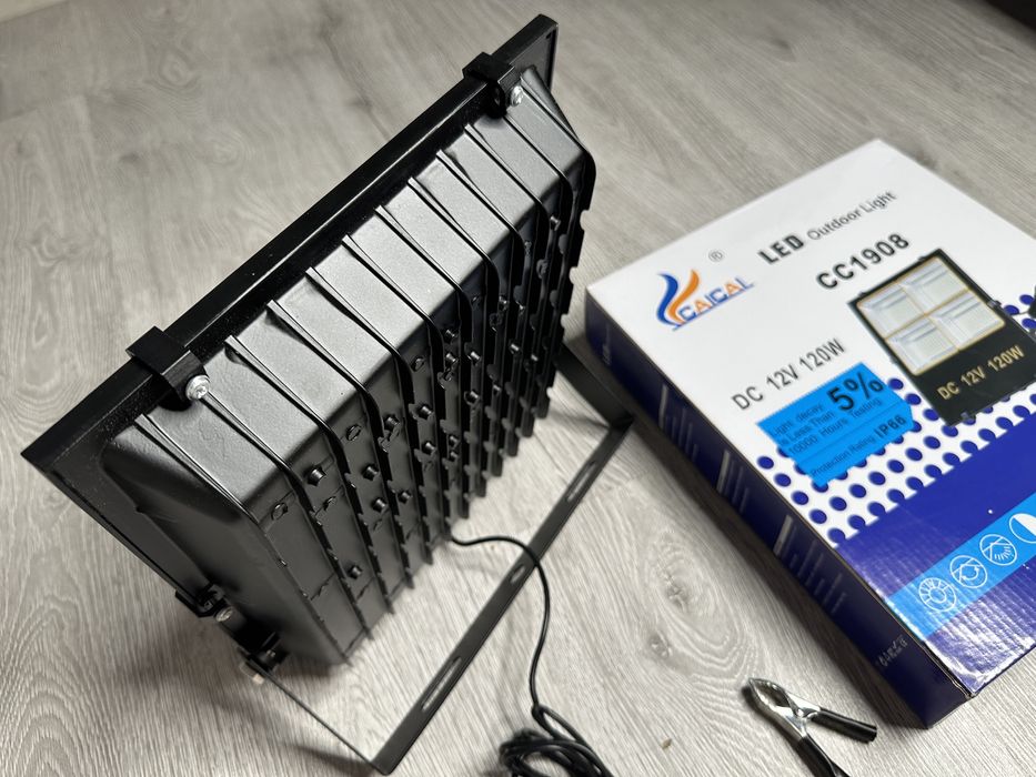 Proiector LED SMD Alb Rece IP66 120W Clesti Auto 12V Pescuit Camping