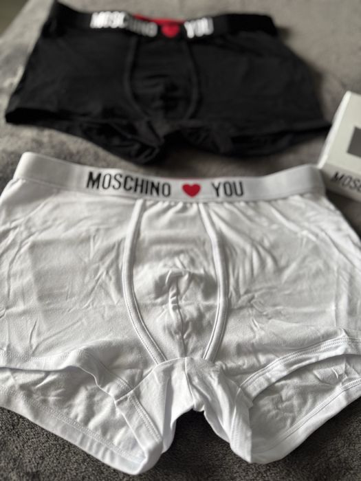 Moschino Love you set 2 boxeri alb si negru marimea S noi originali