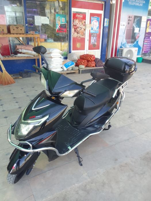 Elektron motosikl 7000