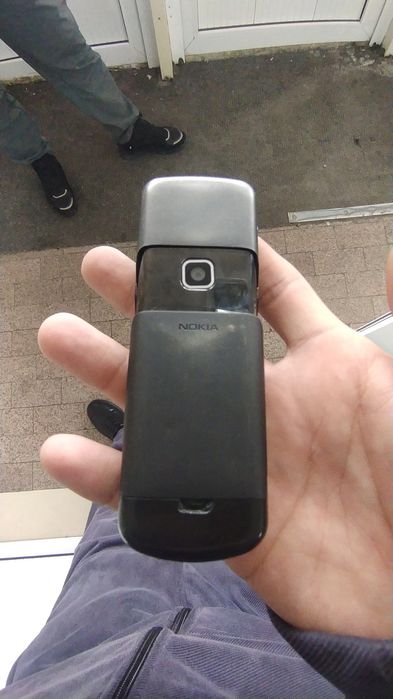 Продам срочно Нокиа 8600 луна