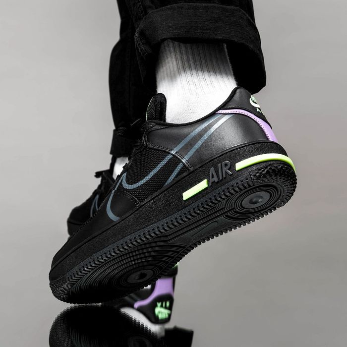 38 н. Чисто нови и оригинални Nike Air Force React!! !