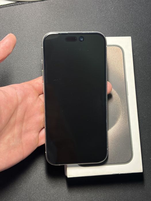 iPhone 15 Pro в идеальном состоянии