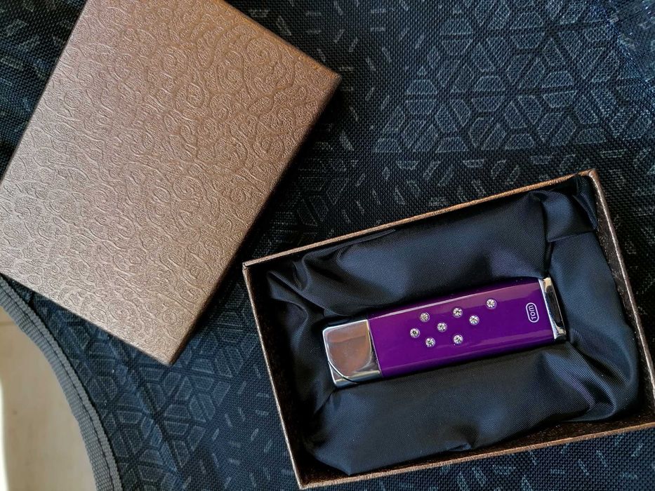 Дамска запалка Том