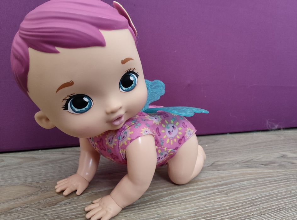 My Garden Baby: Пълзящо бебе пеперудка