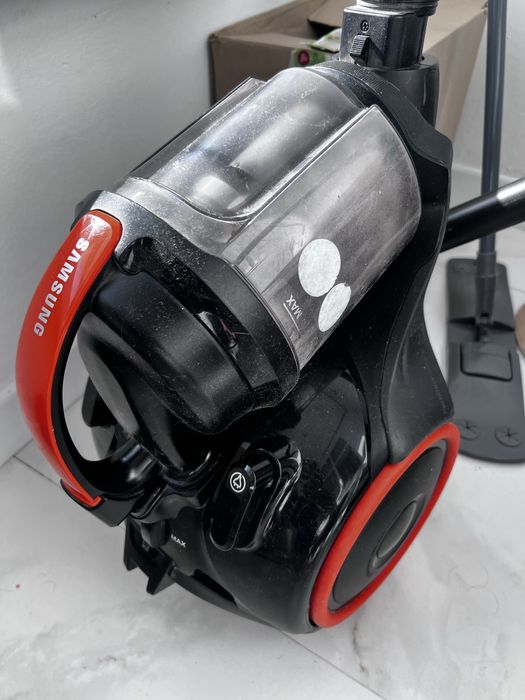 Астана, Пылесос samsung