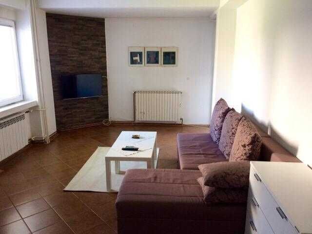 Дава се под наем Тристаен апартамент в Бургас, Меден рудник - зона А - 100 кв.м за 382.5 € - Снимка #4