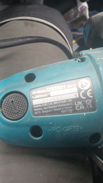 Акумулаторен ръчен циркуляр Макита Makita DSS501 + 5 Ah 2024г