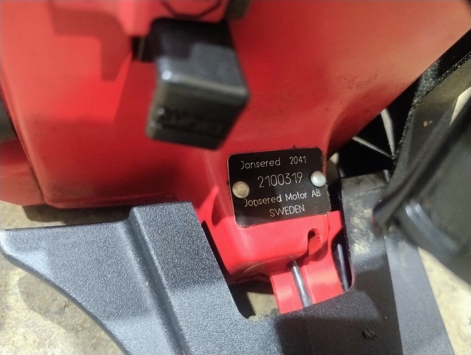 Drujbă Jonsered 2041 – profesională, fiabilă (Husqvarna 40)