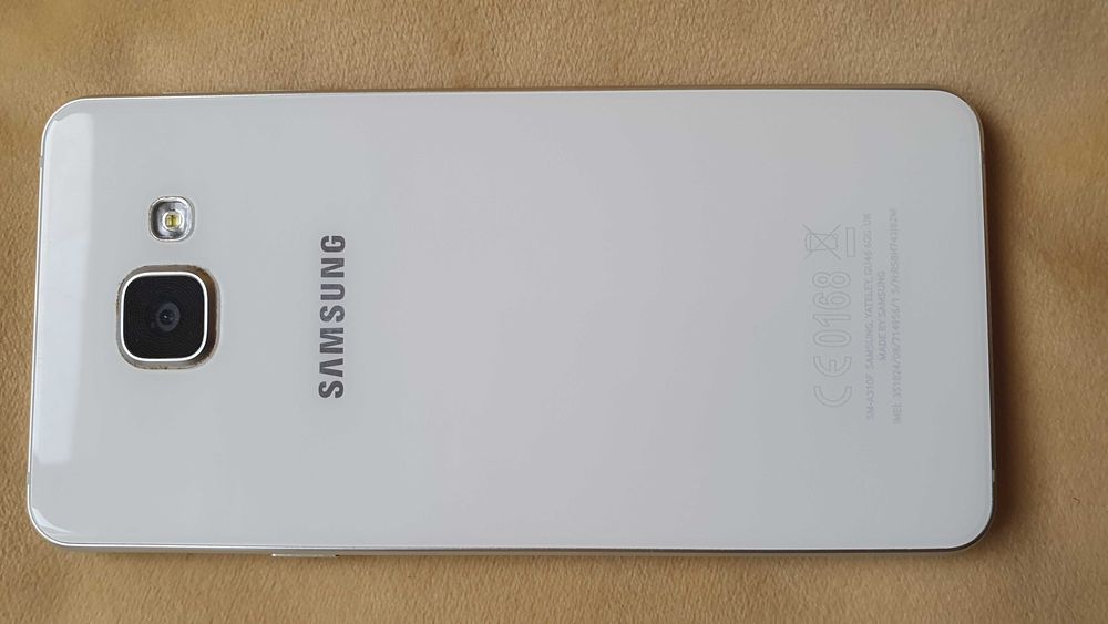 Vand Samsung A3 2016 ca nou