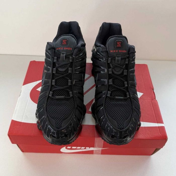 Найк Nike Shox TL Triple Black PLUS (от/до всеки 40-46 номер)