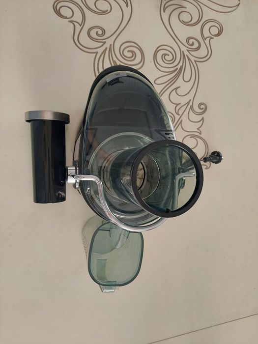 Продаётся соковыжималка