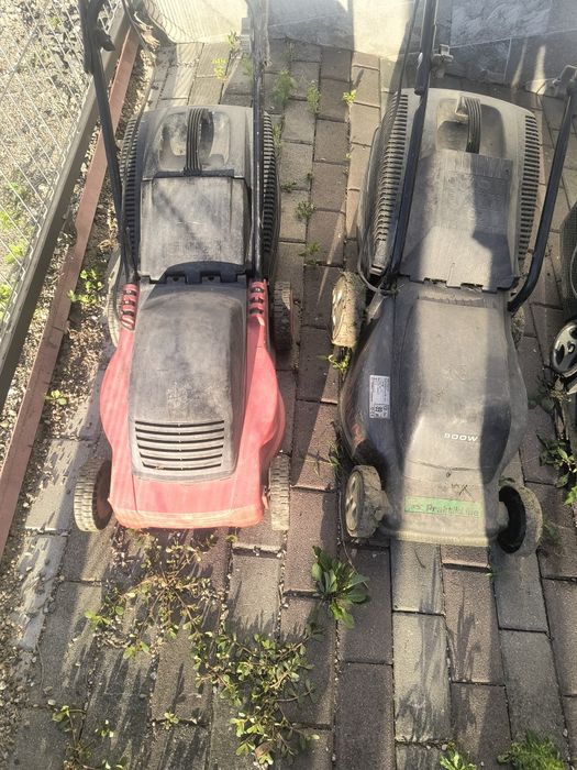 Mașina de tuns gazon electric