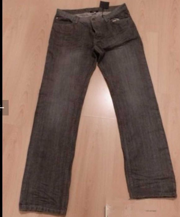 Дънки в сиво 34 размер