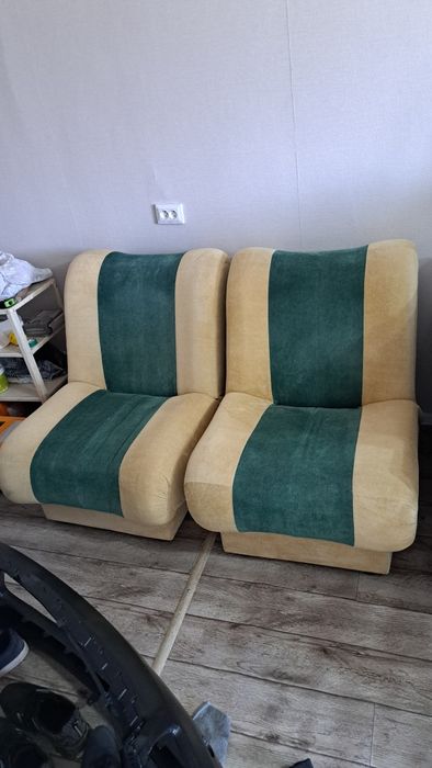 Продам Кресло 2 штуки