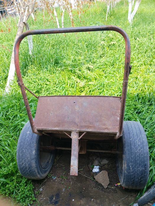 Arava sotiladi xechnarsa boʻlmagan yurad kim olsa tel qilsini