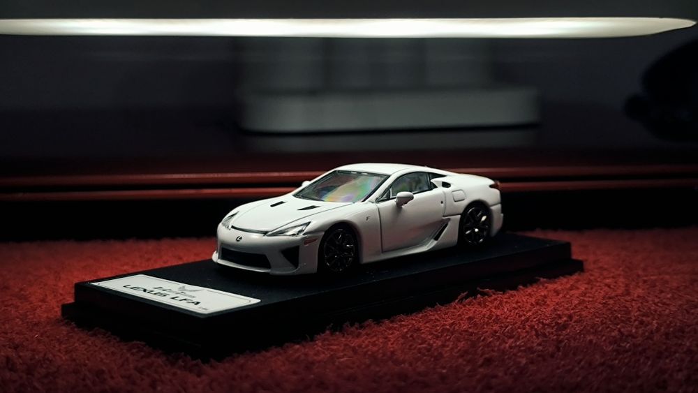DCT Lexus LFA 1:64