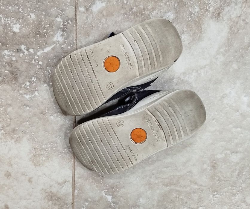 Обувки, ботуши, боти, сандали 22 и 23