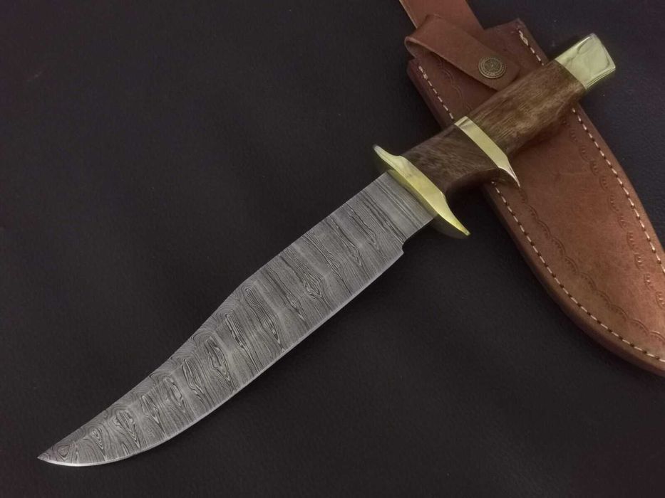 Промоция: Ръчно изработен ловен нож от дамаска стомана - 33см