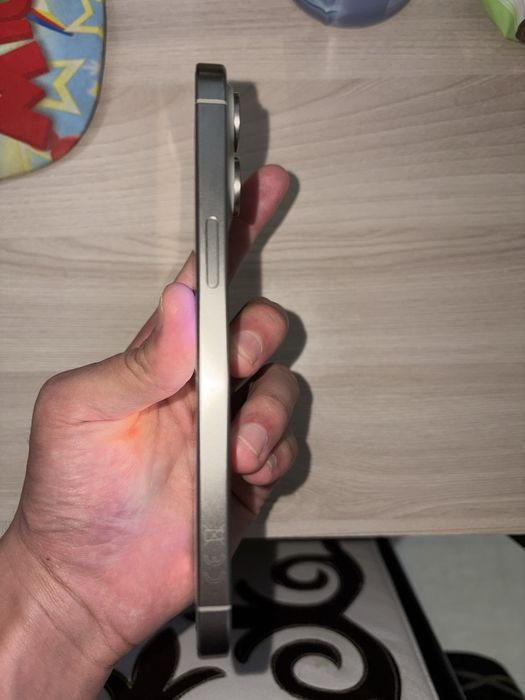 iPhone 15 Pro Maks