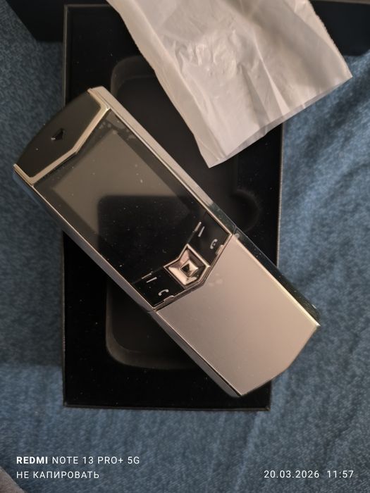 Продам новый телефон