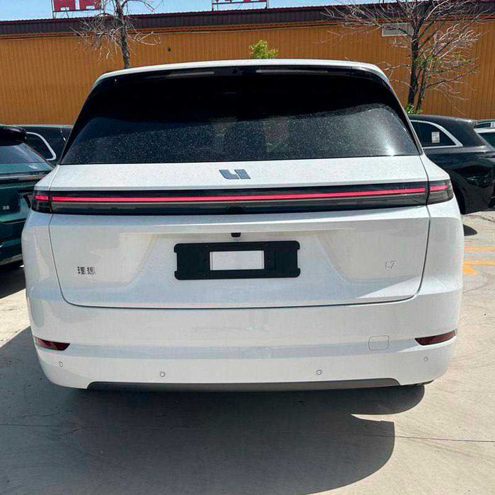 Lixiang L7 Ultra naqt va xalol nasiyaga