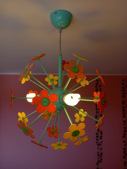 Полилей Цвете с с